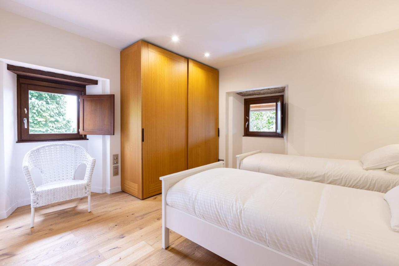 Gran Casa Rústica En Сasa de vacaciones Sigueiro