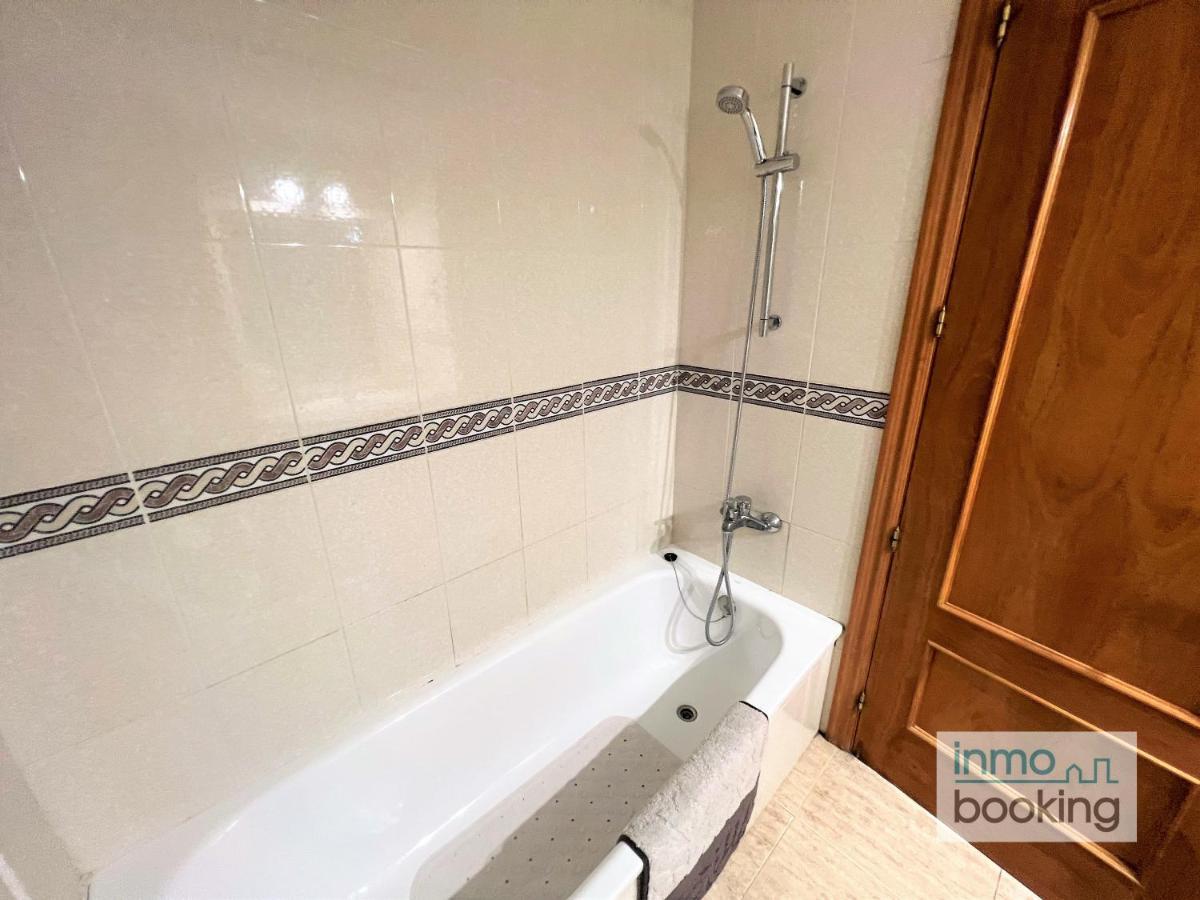 Apartment Atico , Con Piscina , Barbacoa Y Parking *