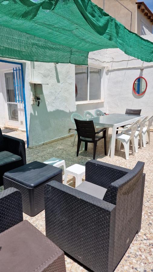 House With Exclusive Pool And Garden 7 Min Walk From The And The Center Holiday home *