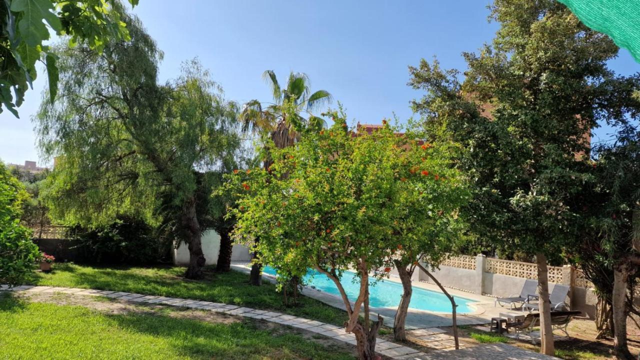 House With Exclusive Pool And Garden 7 Min Walk From The And The Center El Campello