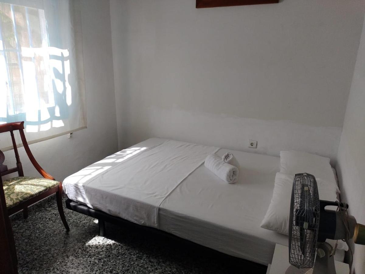 House With Exclusive Pool And Garden 7 Min Walk From The And The Center * El Campello