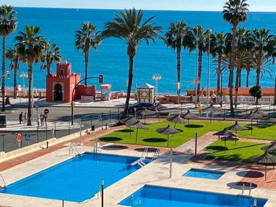 Aloha Playa Sea View Loft Apartahotel