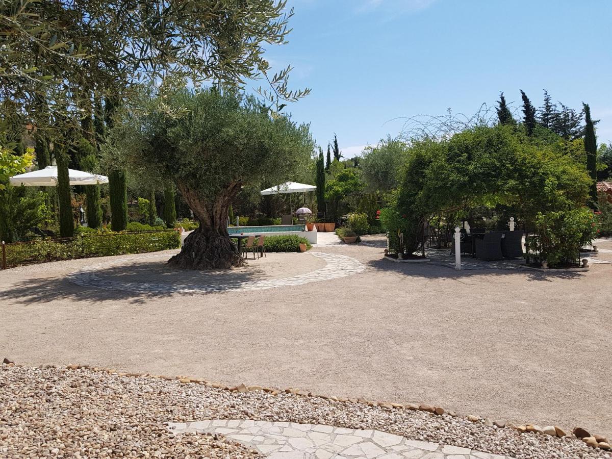 Mofletes - Adults Only 3* Chinchon