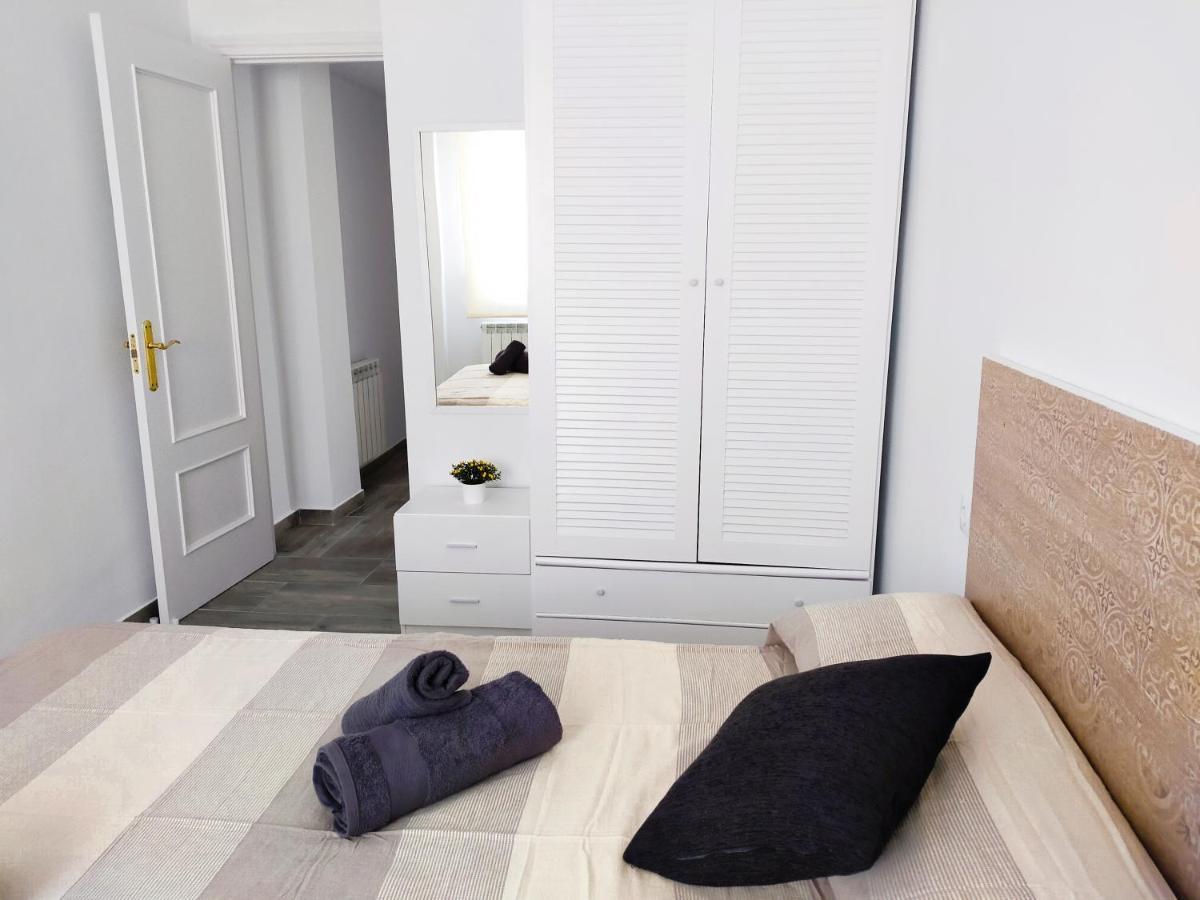 La Llave Del Centro De Logrono, Vino Crianza Y Desayuno Incluido Apartment Logrono