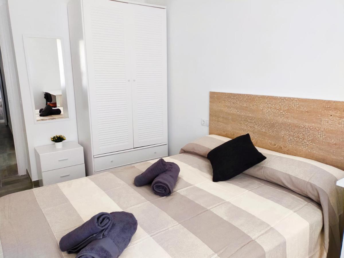 La Llave Del Centro De Logrono, Vino Crianza Y Desayuno Incluido Apartment *