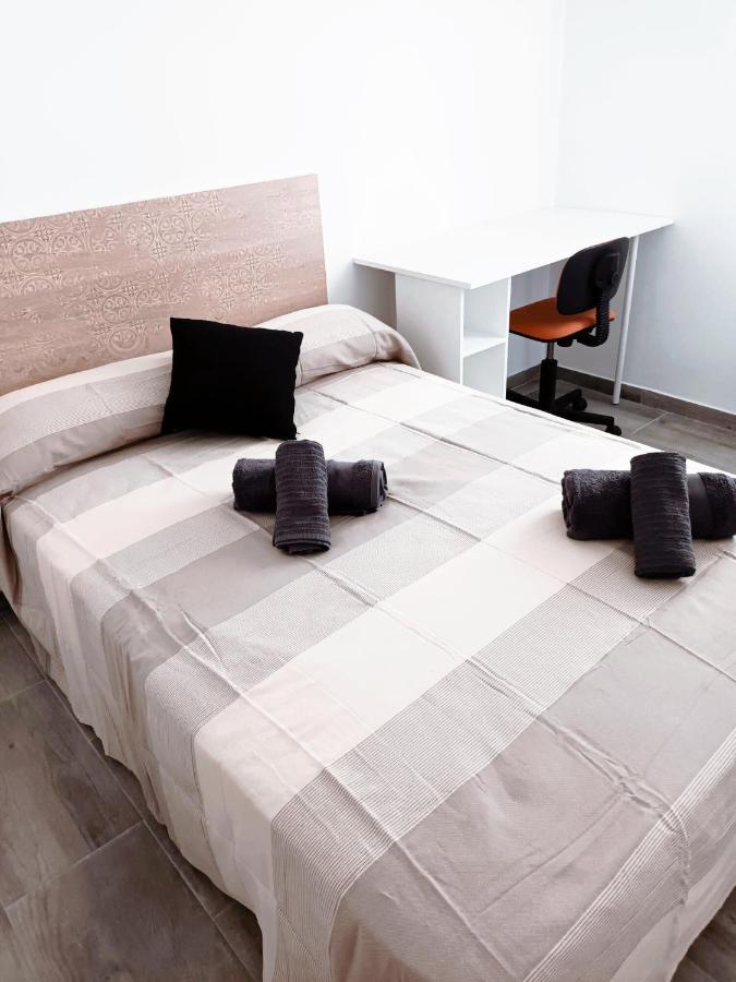 Apartment La Llave Del Centro De Logrono, Vino Crianza Y Desayuno Incluido