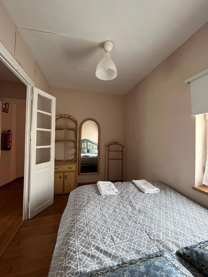 Pancarale-llanes 12pax * Llanes