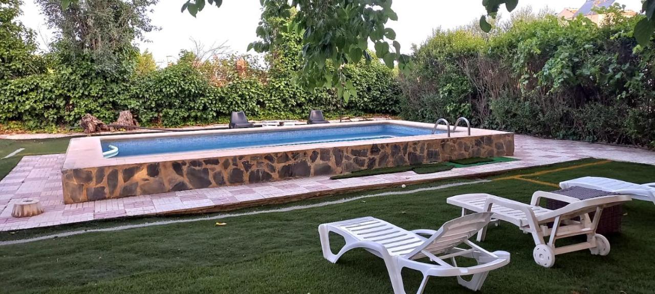 Casa De Campo Azul En Сasa de vacaciones Antequera