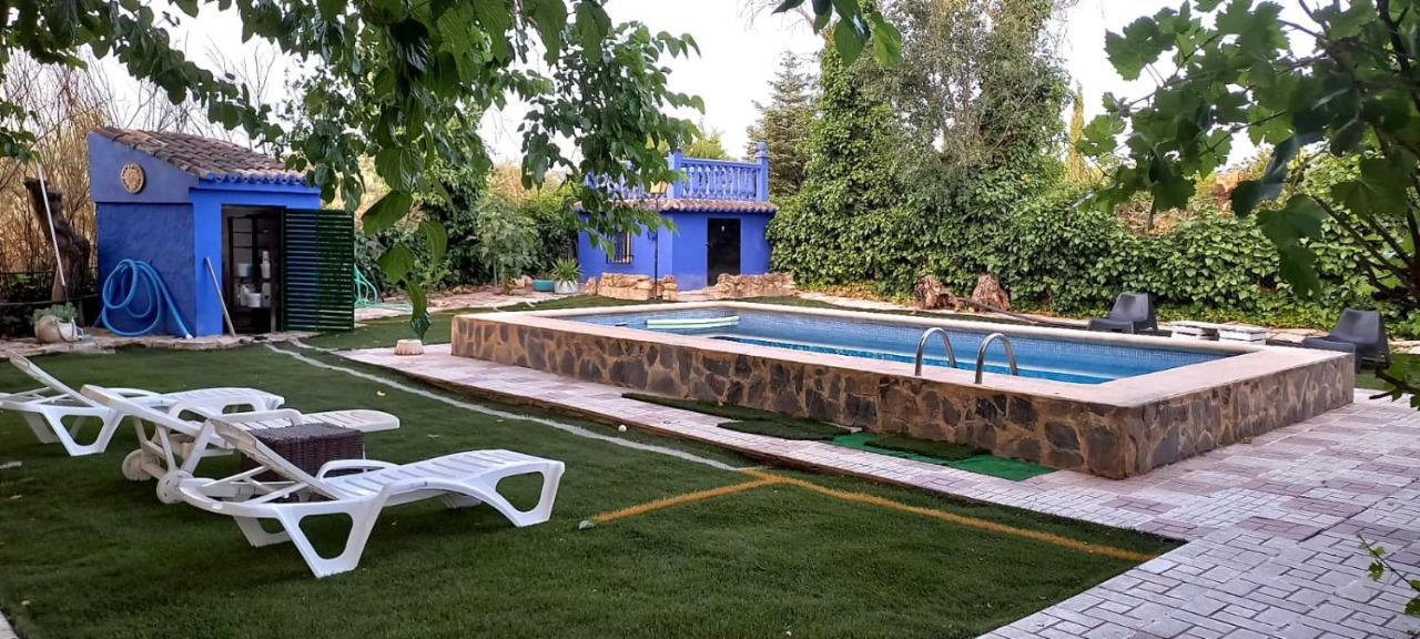 Casa De Campo Azul En Antequera