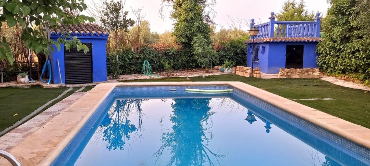 Сasa de vacaciones Casa De Campo Azul En *