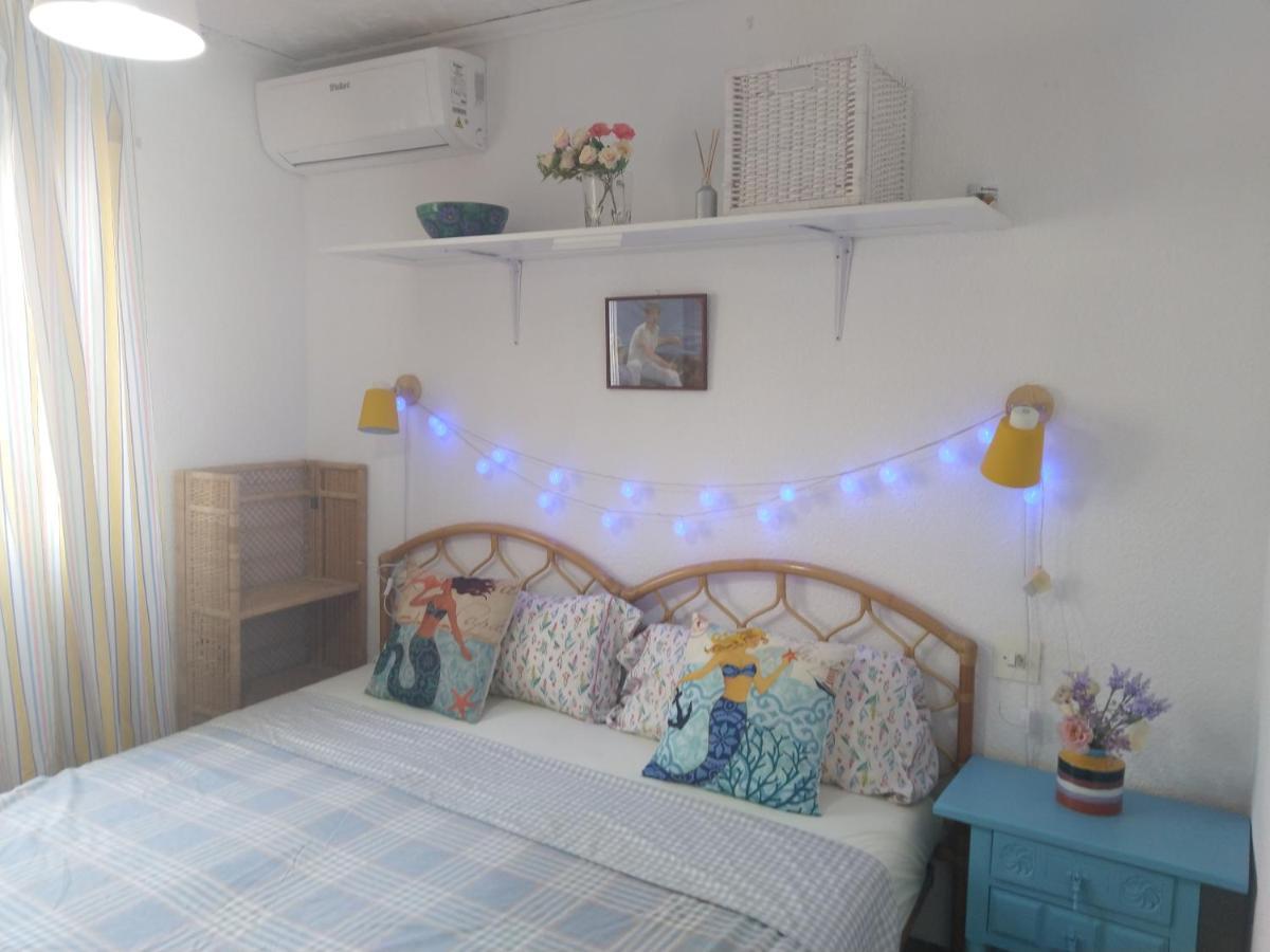 Stylish Family Villa, Near Beach,prive Parking,wifi *