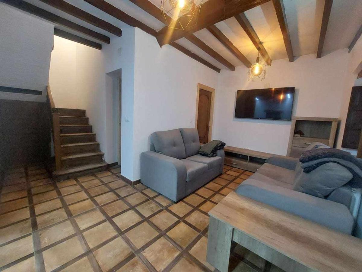 Casa Fela Holiday home *