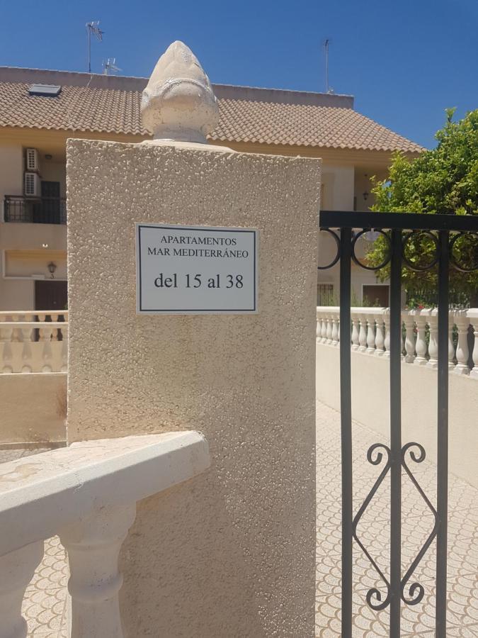 Rosi - 5-10 Minute Walk To La Zenia Beach, Bar, Cliff Walk, Shops, Paddys Point, Cabo Roig - Free Fast Fibre Optic Broadband - No Deposit Required Apartamento Oriola (Orihuela)