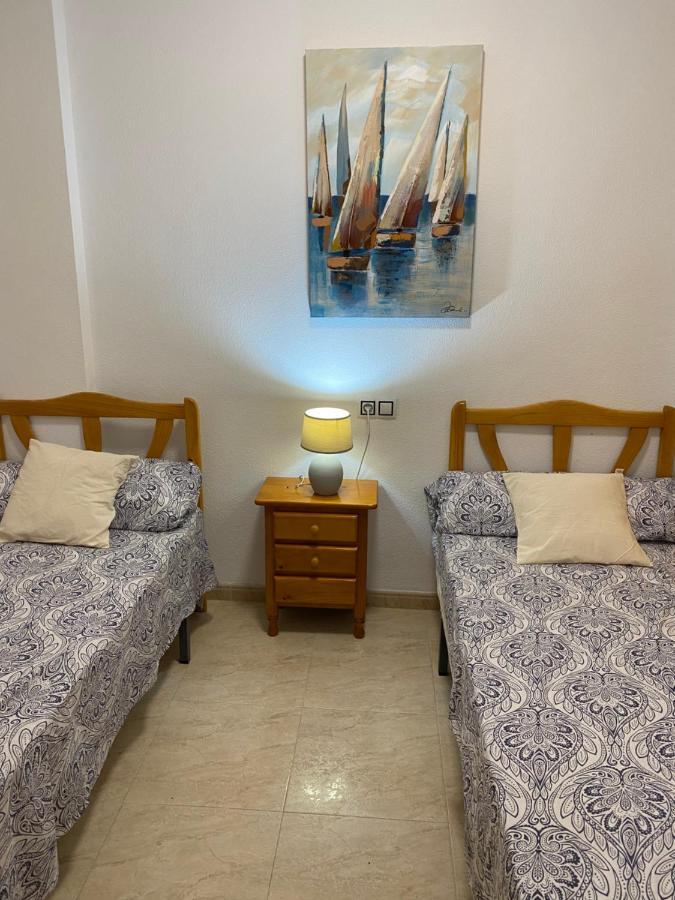 Amazing 2-bedrooms With Pool Center *