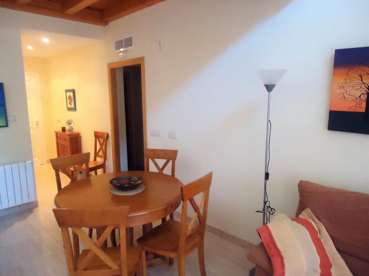 Ciudad Jardin Apartment *