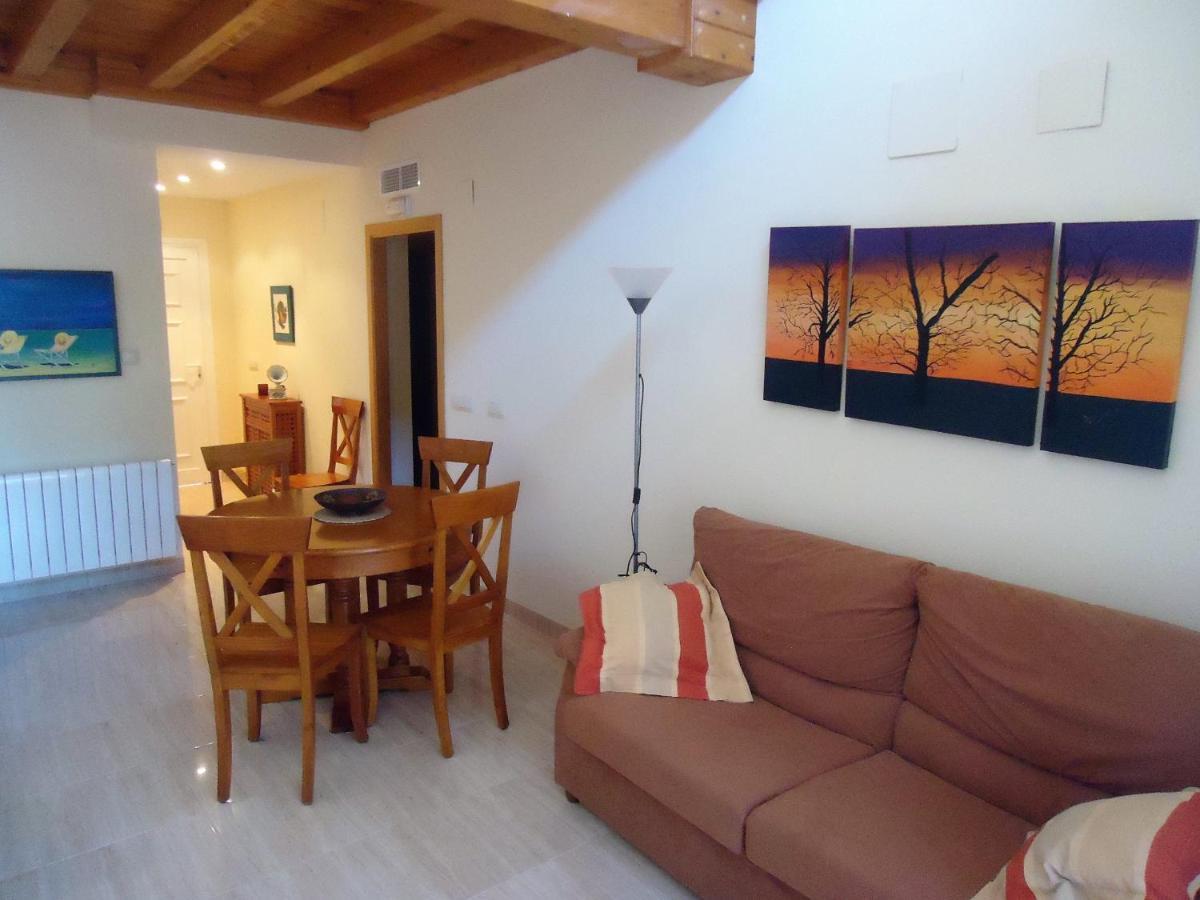 Ciudad Jardin Apartment *