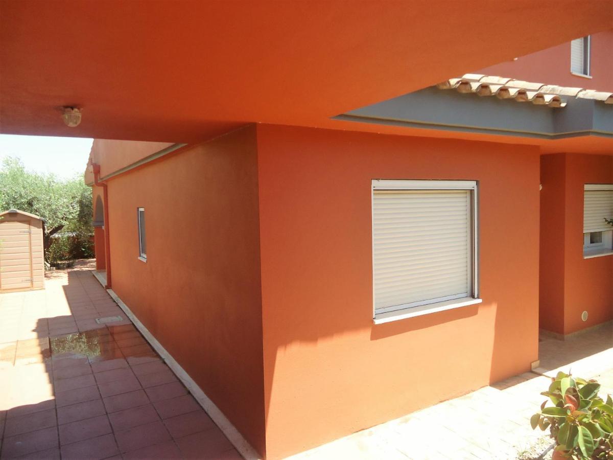 Ciudad Jardin Apartment *