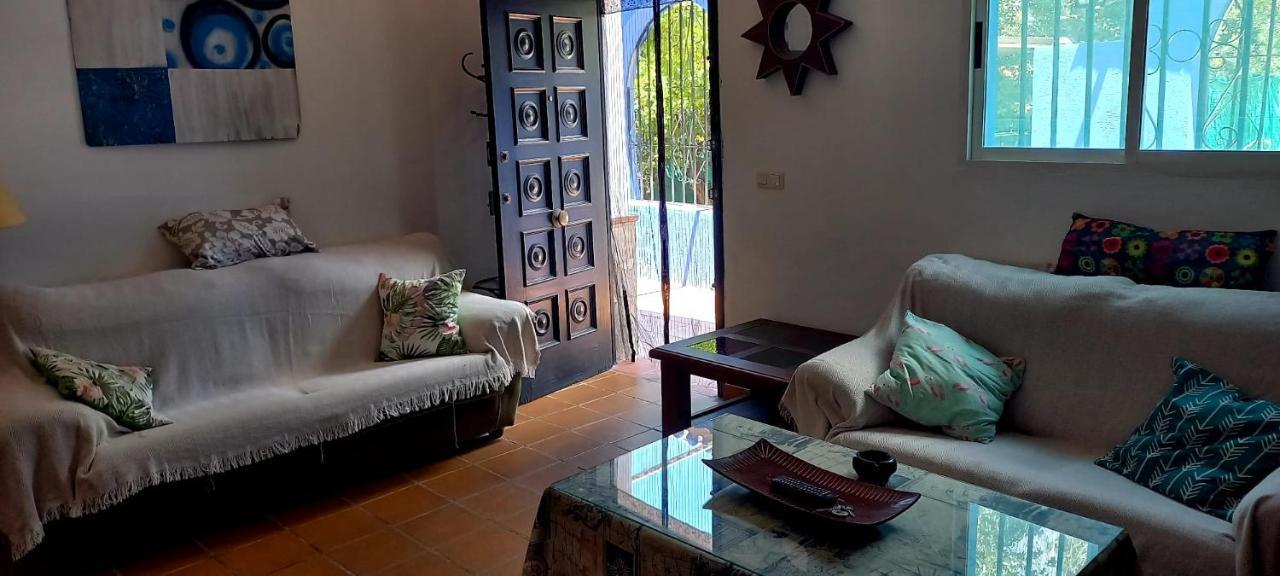 Casa De Campo Azul En Сasa de vacaciones *