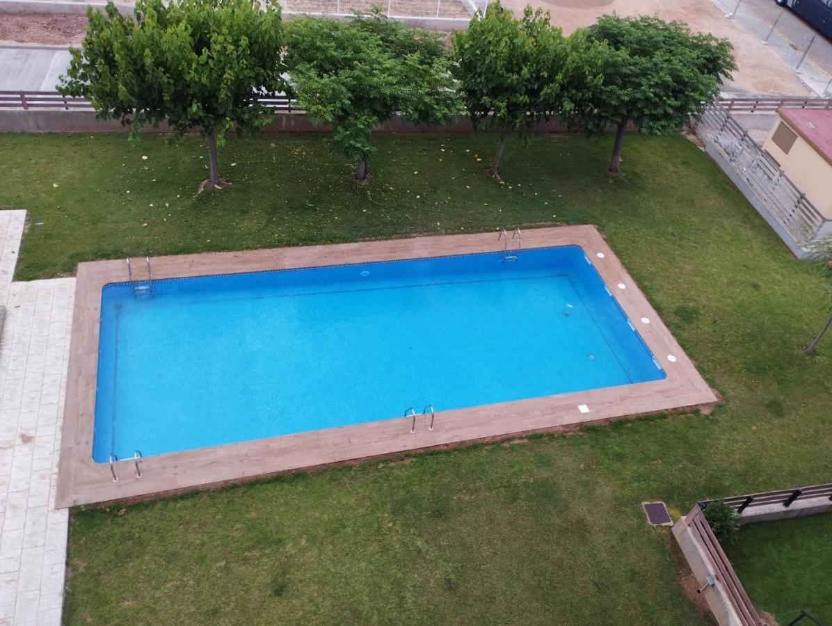 Apartment Atico Con Hidromasaje, Terraza Y Piscina En Ebrehogar