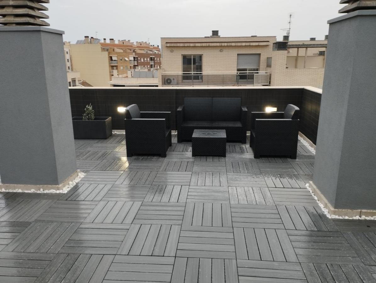 Atico Con Hidromasaje, Terraza Y Piscina En Ebrehogar Amposta