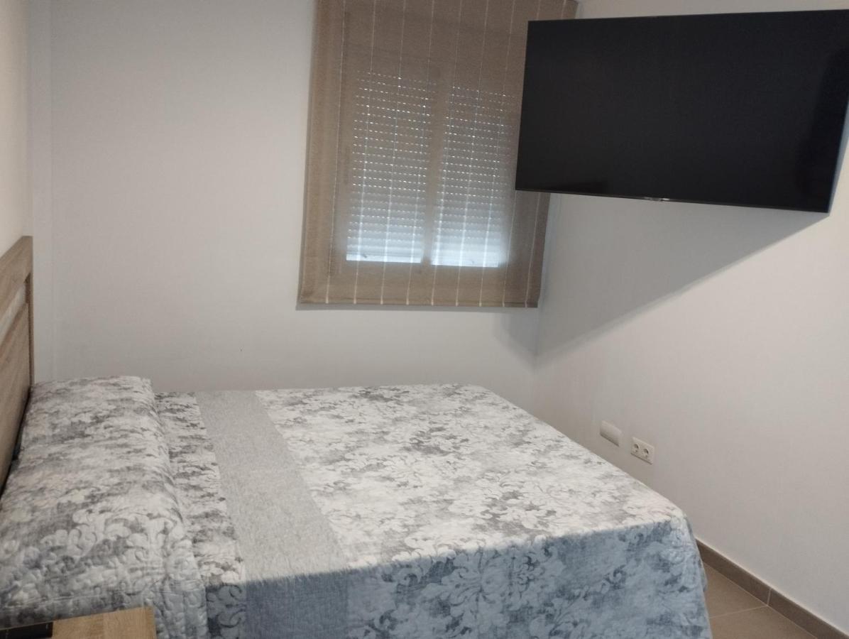 Apartment Atico Con Hidromasaje, Terraza Y Piscina En Ebrehogar Amposta