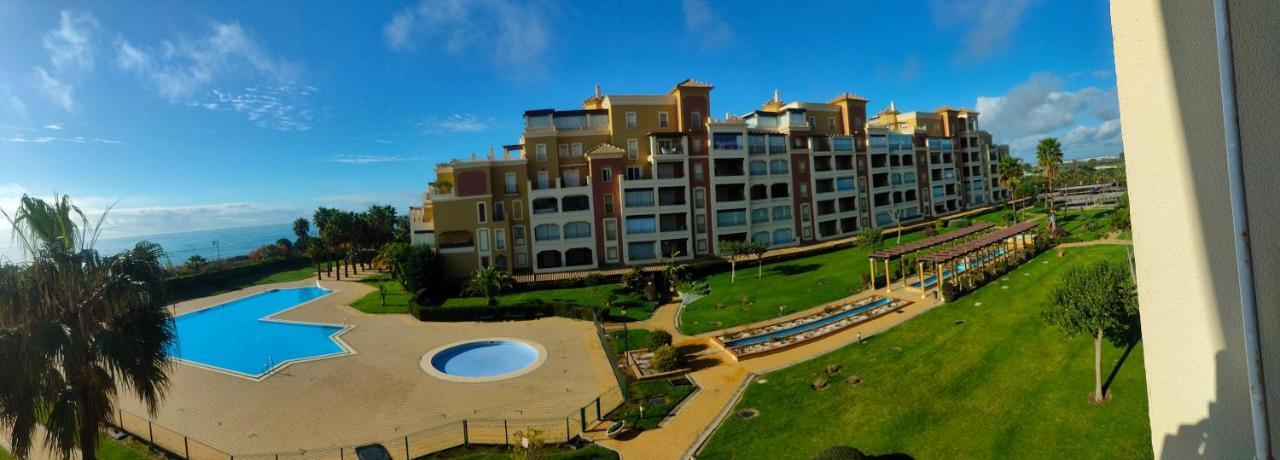 Apartamento Residencial Cisnes Primera Linea Playa