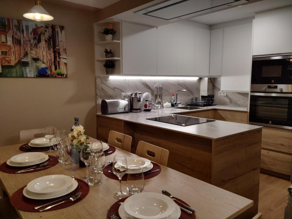 El Capricho -piso Reformado De Lujo En El Centro Con Parking Incluido Apartamento