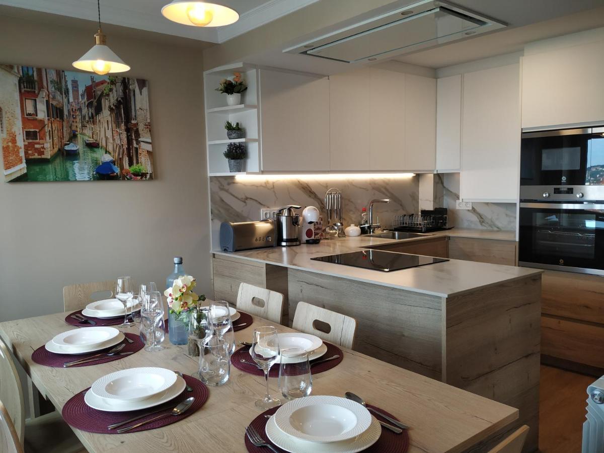El Capricho -piso Reformado De Lujo En El Centro Con Parking Incluido Apartamento