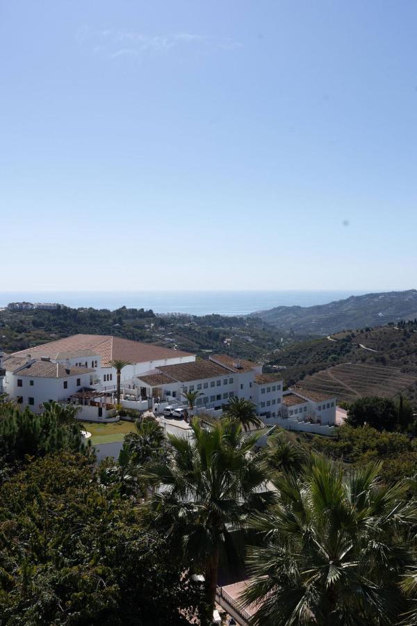 Carmen Plaza * Frigiliana
