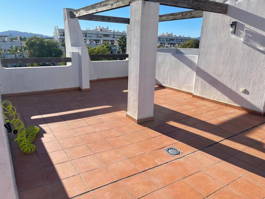 2 Bedroom Condado De Alhama - Naranjos 8 Apartamento *