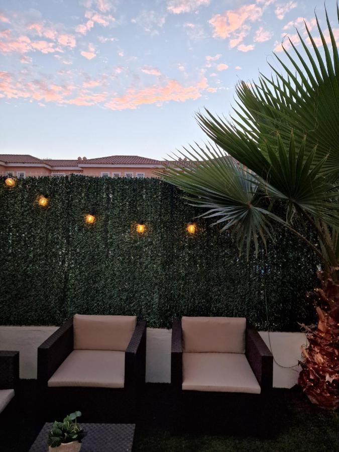 Precioso Bajo Con Jardin En