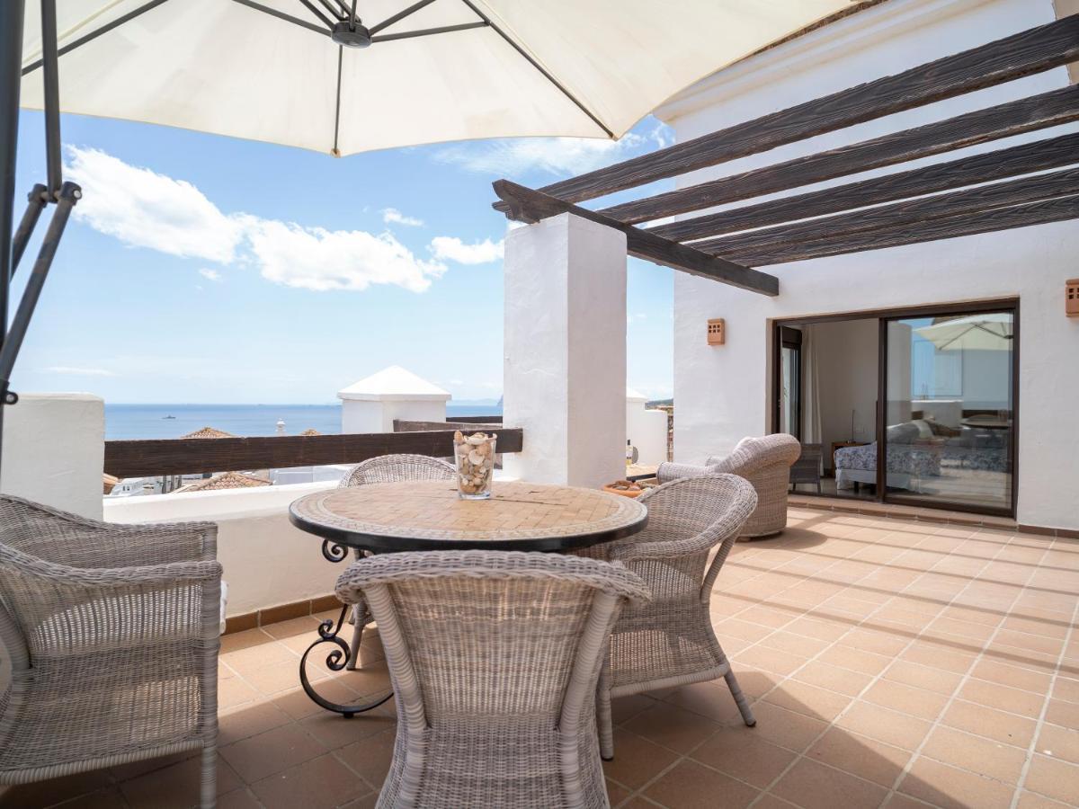 Sanders - Great Two-bedroom With Terrace Alcaidesa
