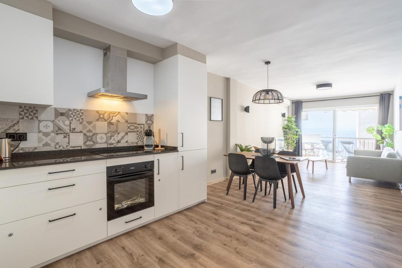 Stylish With Sea View Apartment Nerja