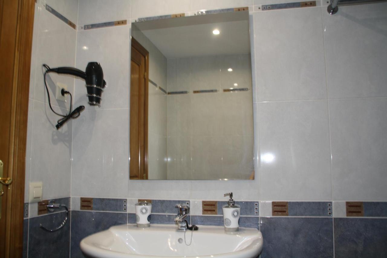 Bpirineos-parque Tilos 2 Apartment *
