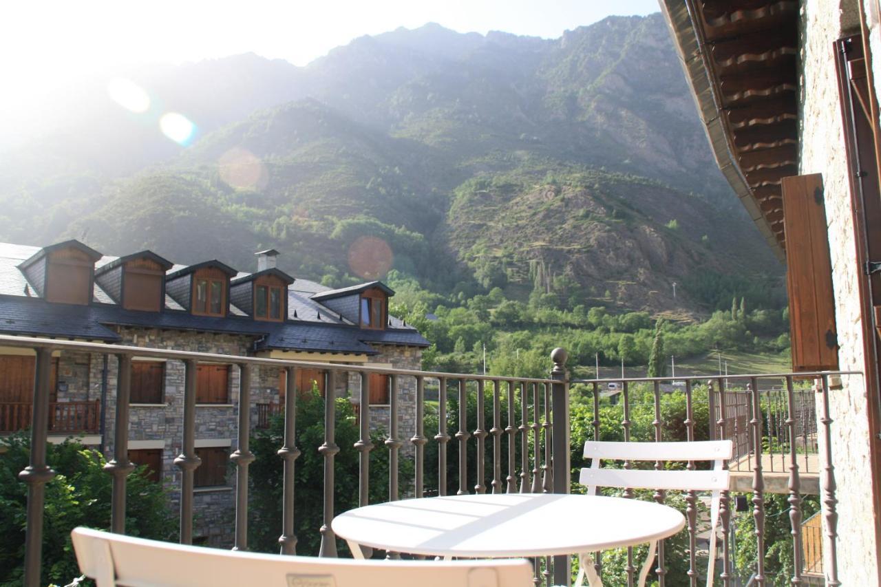 Bpirineos-parque Tilos 2 Apartment