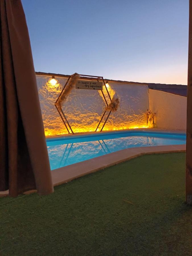 Aljibe Morisco - - *