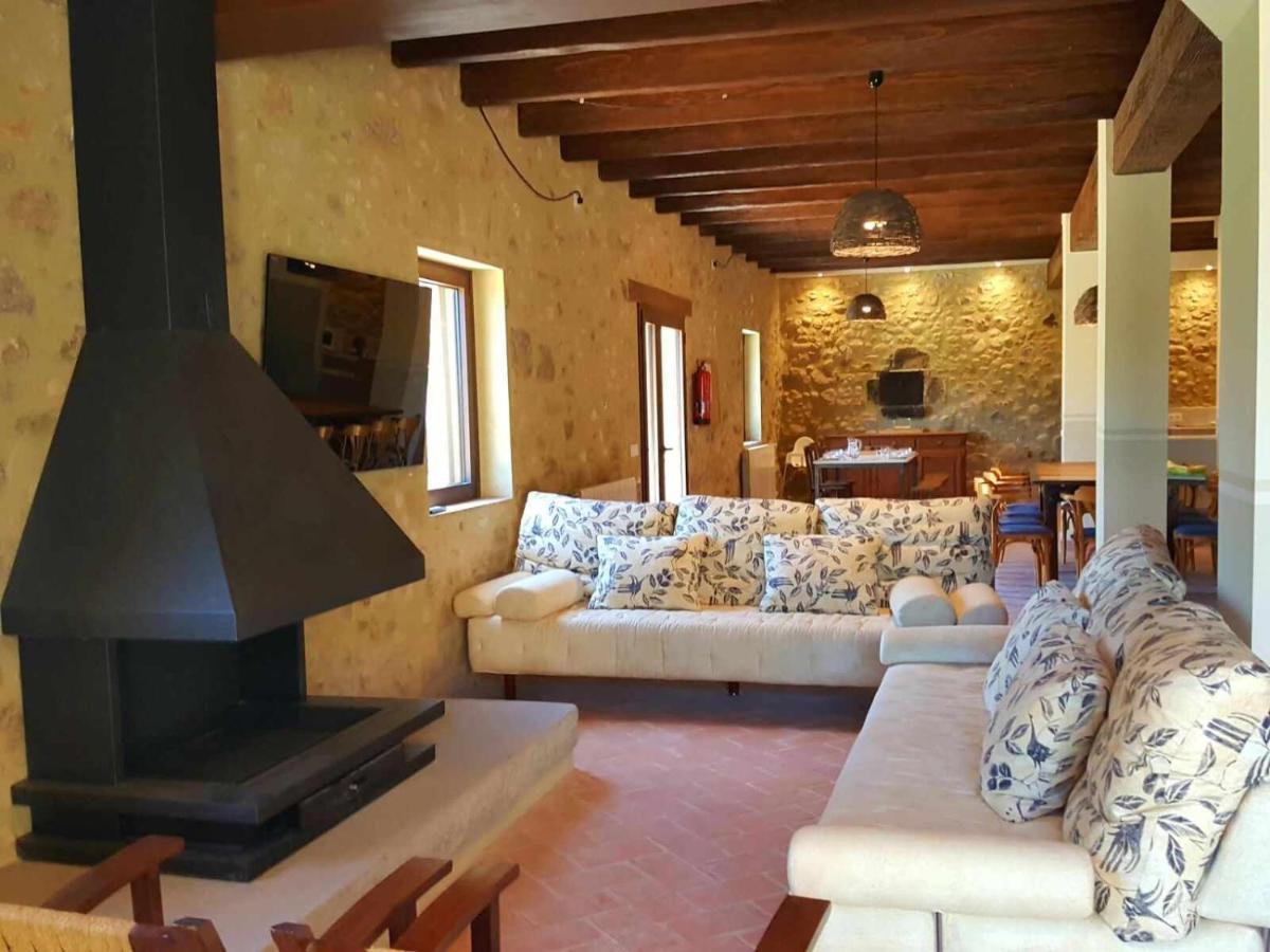 Masia Restaurada Con Piscina Privada28 Pax *