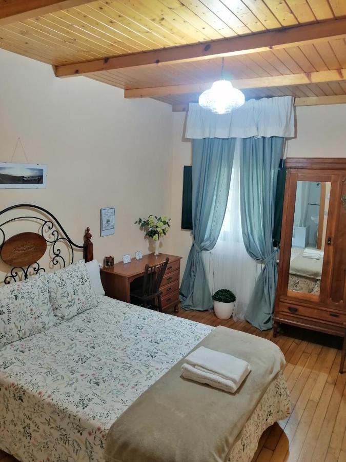 Pensión Casa Licerio Samos