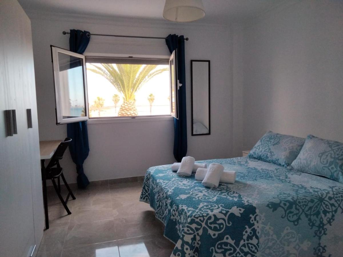 Apto. ángel. Playa De La Cachucha. Wifi, A/c Apartamento Puerto Real