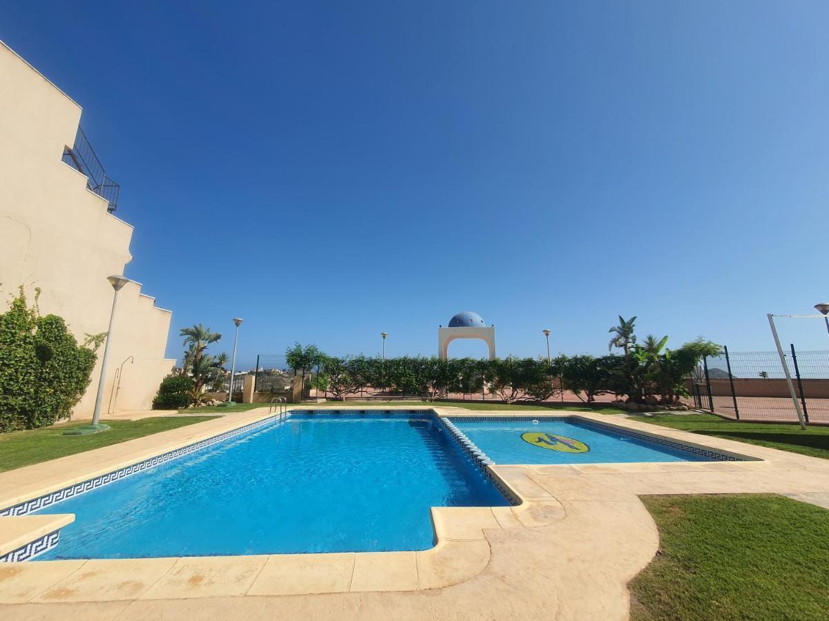 ***preciosas Vistas + Piscina + Parking*** Apartamento *