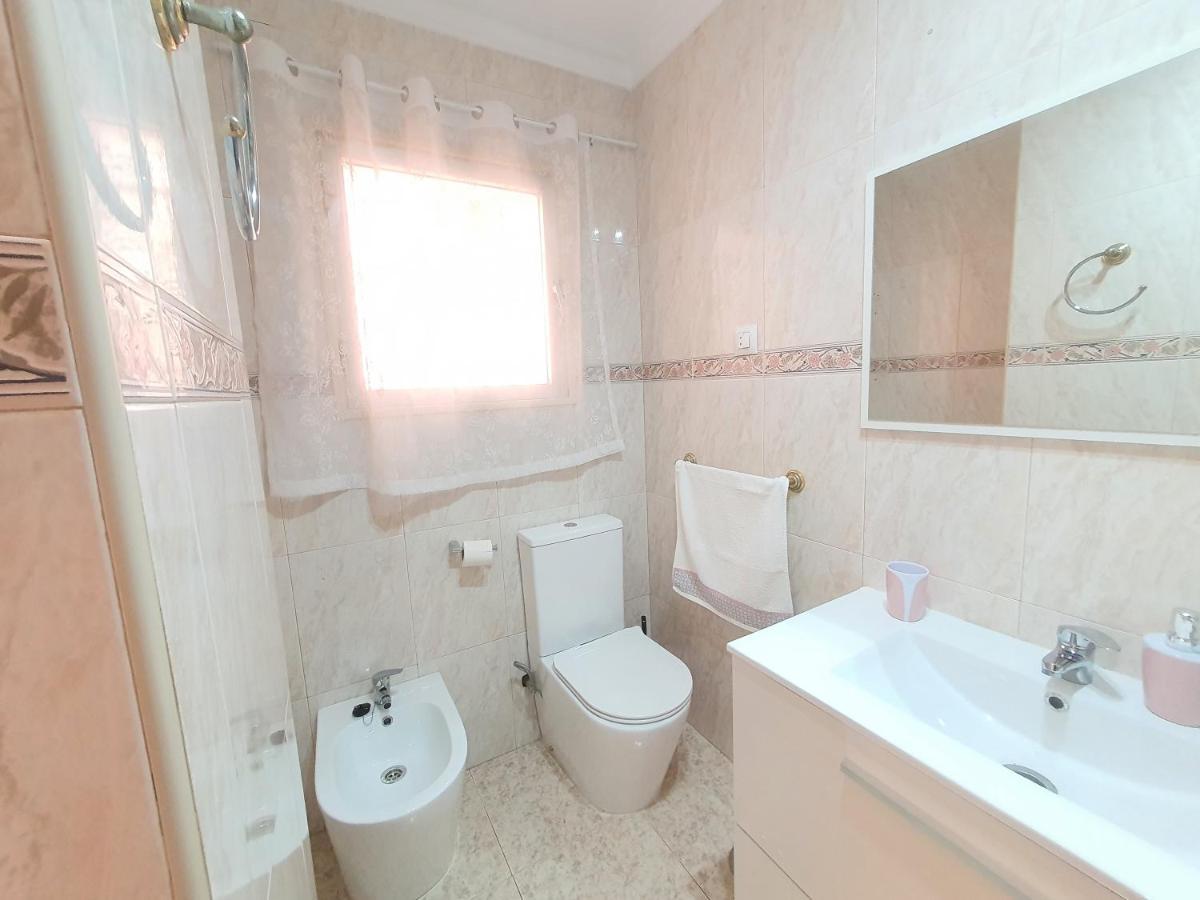 Apartamento 2° Linea De Playa, Centrico Y Totalmente Equipado Águilas