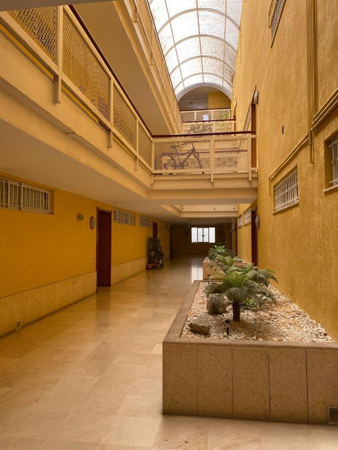 - Torre Tavira