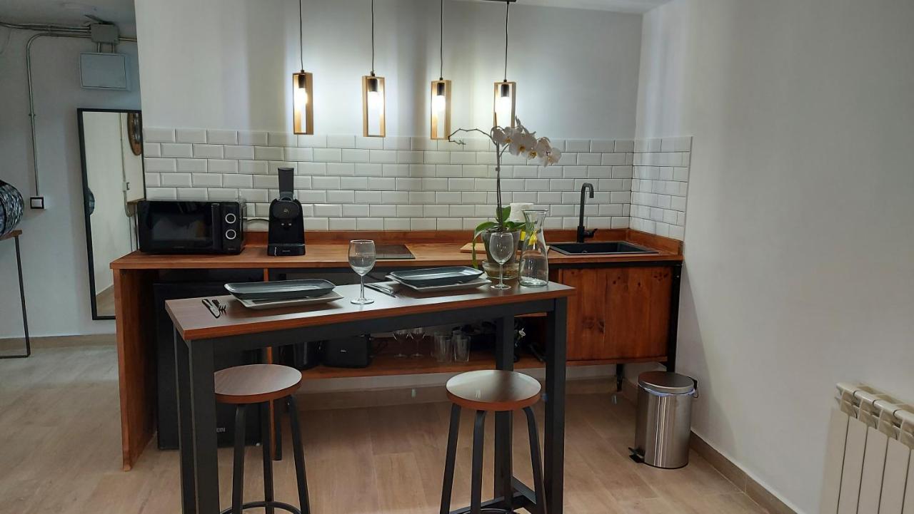 Lovely Home, Cozy Corner In El Bosque, Madrid.