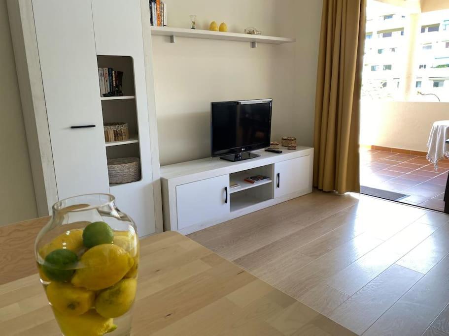 Apartamento Luminoso Con Terraza Y Piscina *