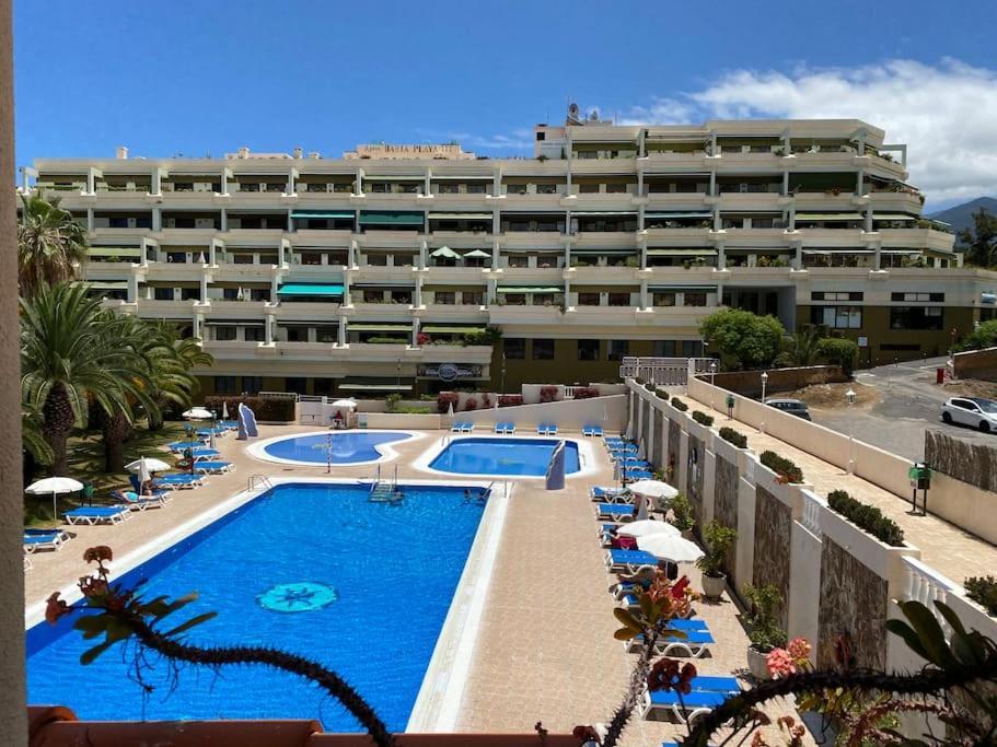 Luminoso Con Terraza Y Piscina Apartamento *
