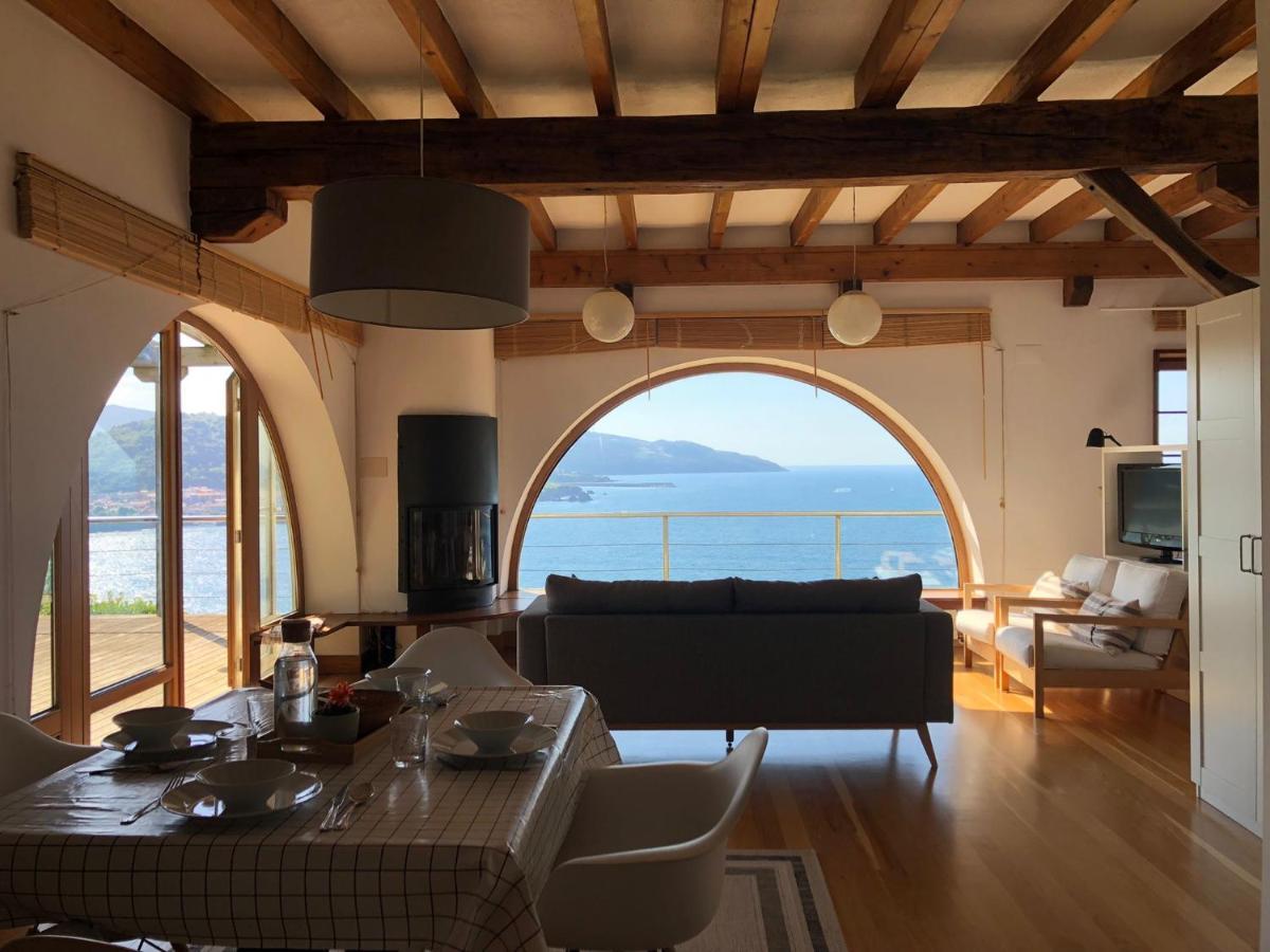 Adosado En La Costa Con Excelentes Vistas Al Estuario De Urdaibai Mundaka