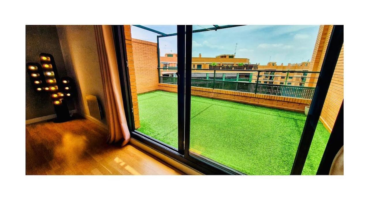 Apartment Lovely Penthouse With Pool Valencia