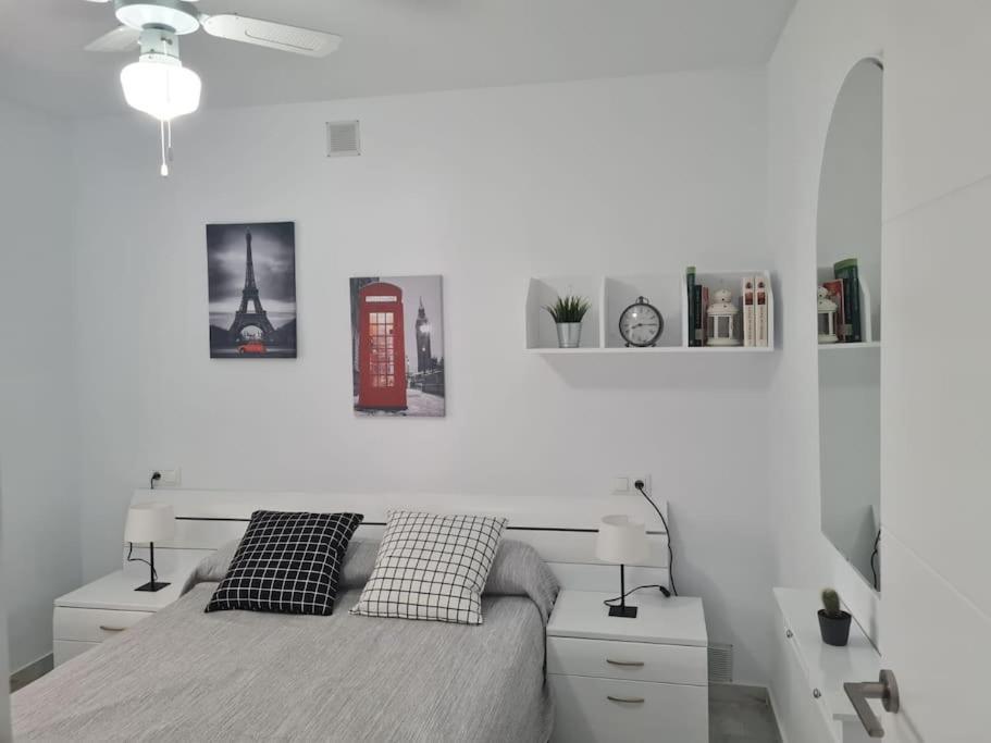 Apartment Encantador Residencial Con Piscina