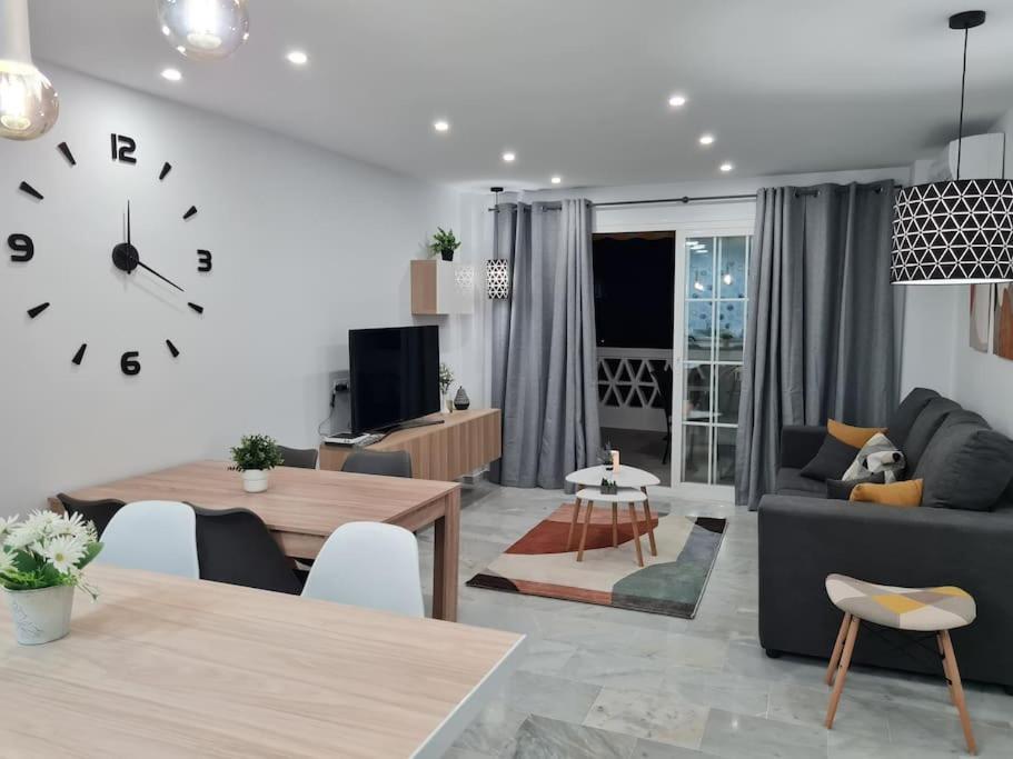 Apartment Encantador Residencial Con Piscina *