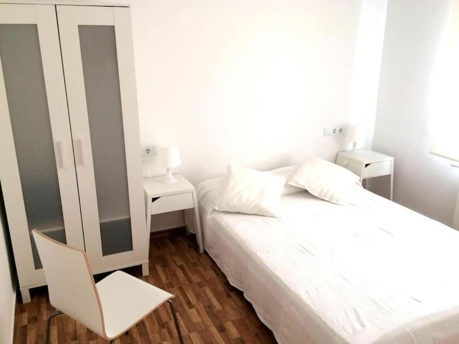 Girona's Ground Floor At The Price! Perfect Familiy Holidays Apartamento Gerona